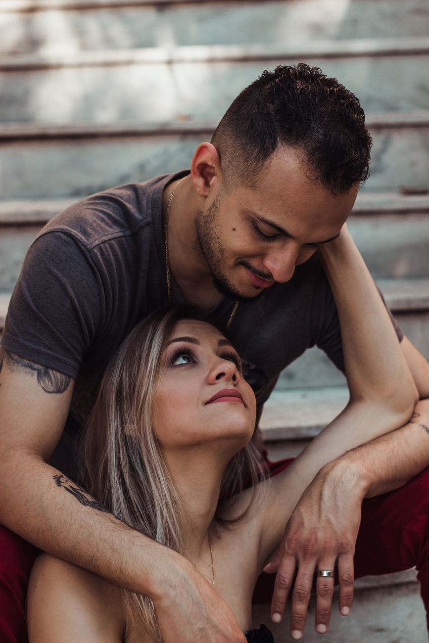 Couple enlacé