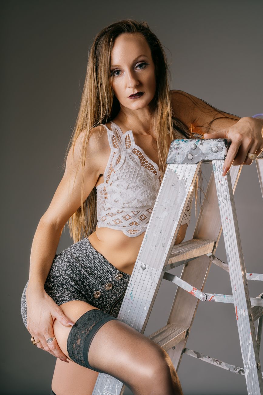 Jeune femme séduisante